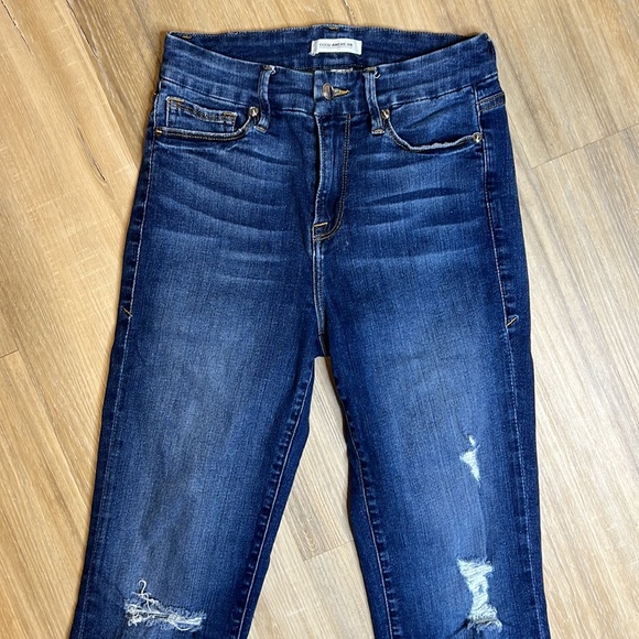 Good American - Good Legs Jeans - Picture 2 of 5